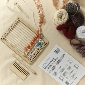 Weaving on a simple frame loom
