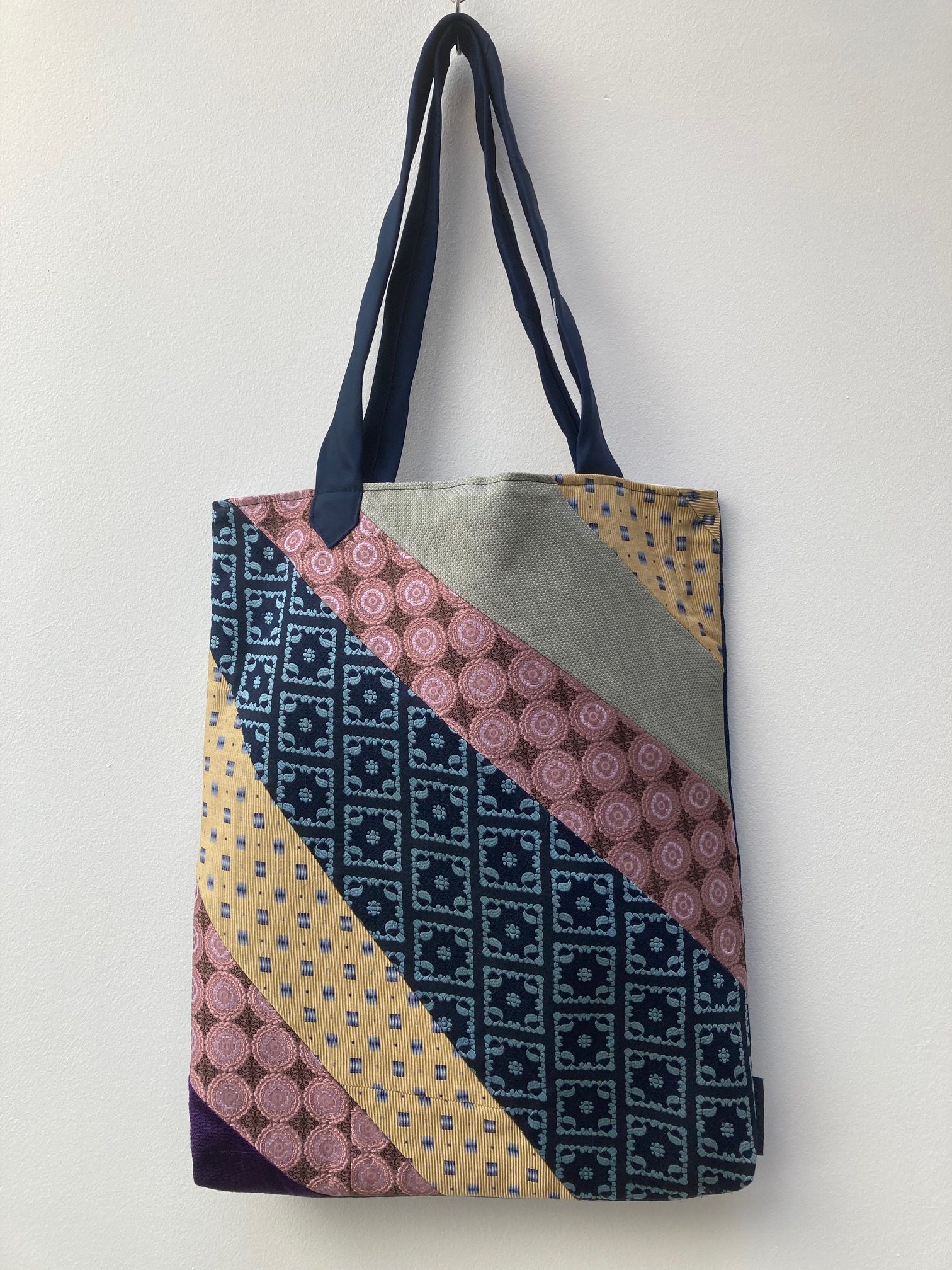 Diagonal pastels_01
